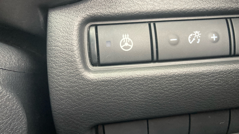 Nissan Juke 1.6 Hybrid Tekna 5dr Auto Hybrid Hatchback